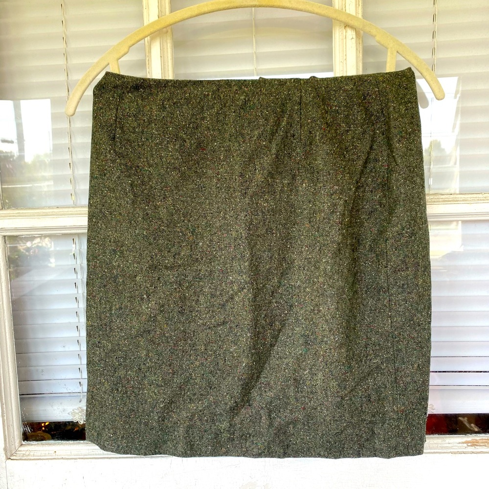 Small green business skirt